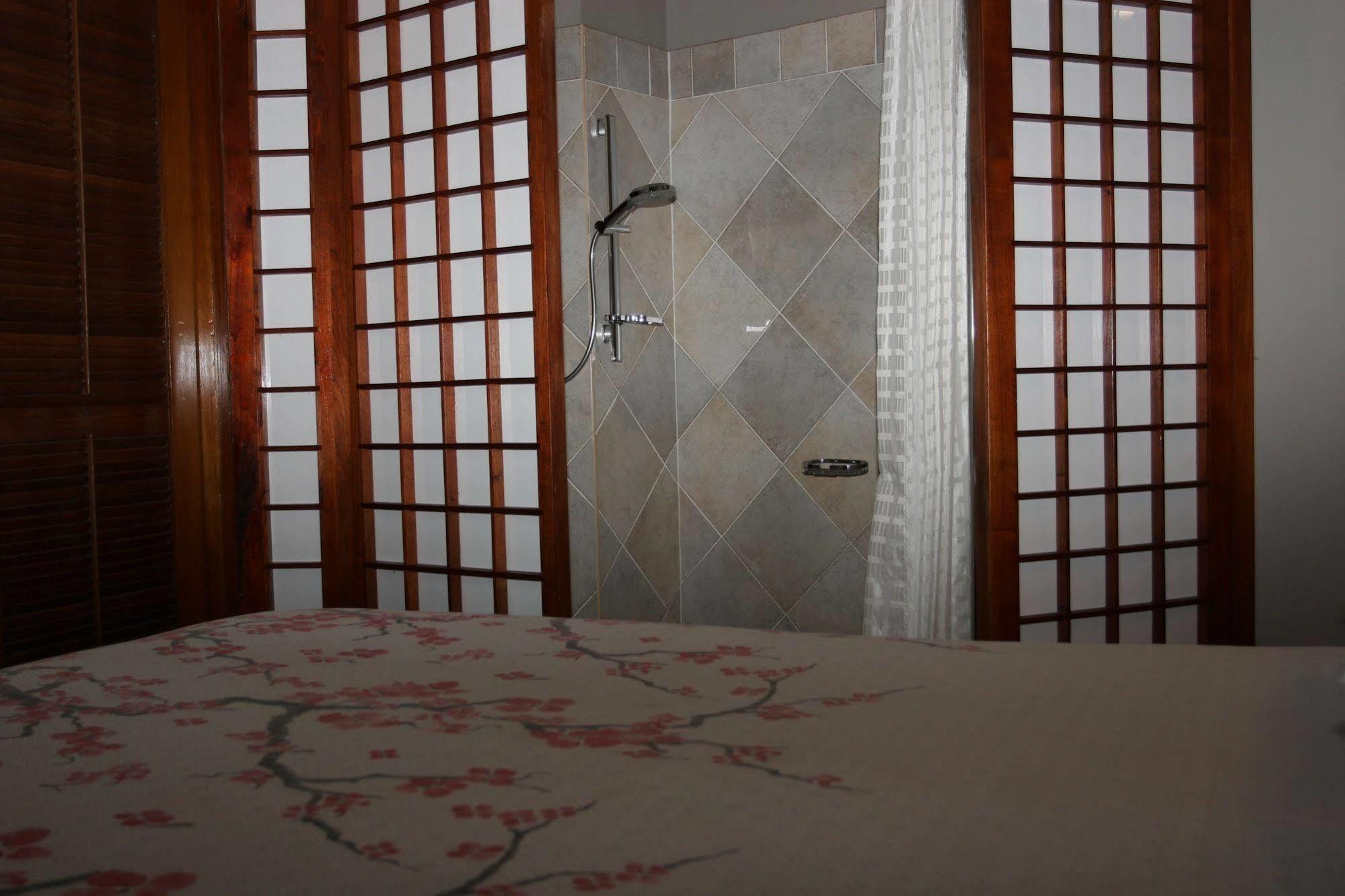 Azabu Retreat & Spa Байрън Бей Екстериор снимка